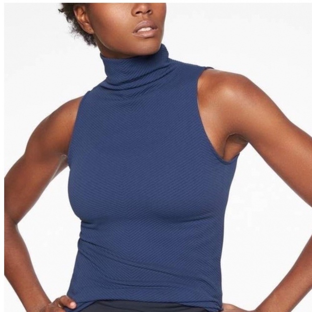 Athleta Flurry Base Layer Tank Mock Neck Blue Size M Running Layering